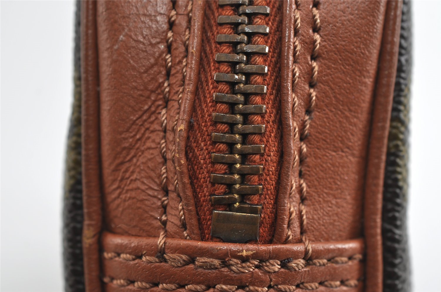 Auth Louis Vuitton Monogram Pochette Sport PM Clutch Hand Bag Old Model LV 8731I