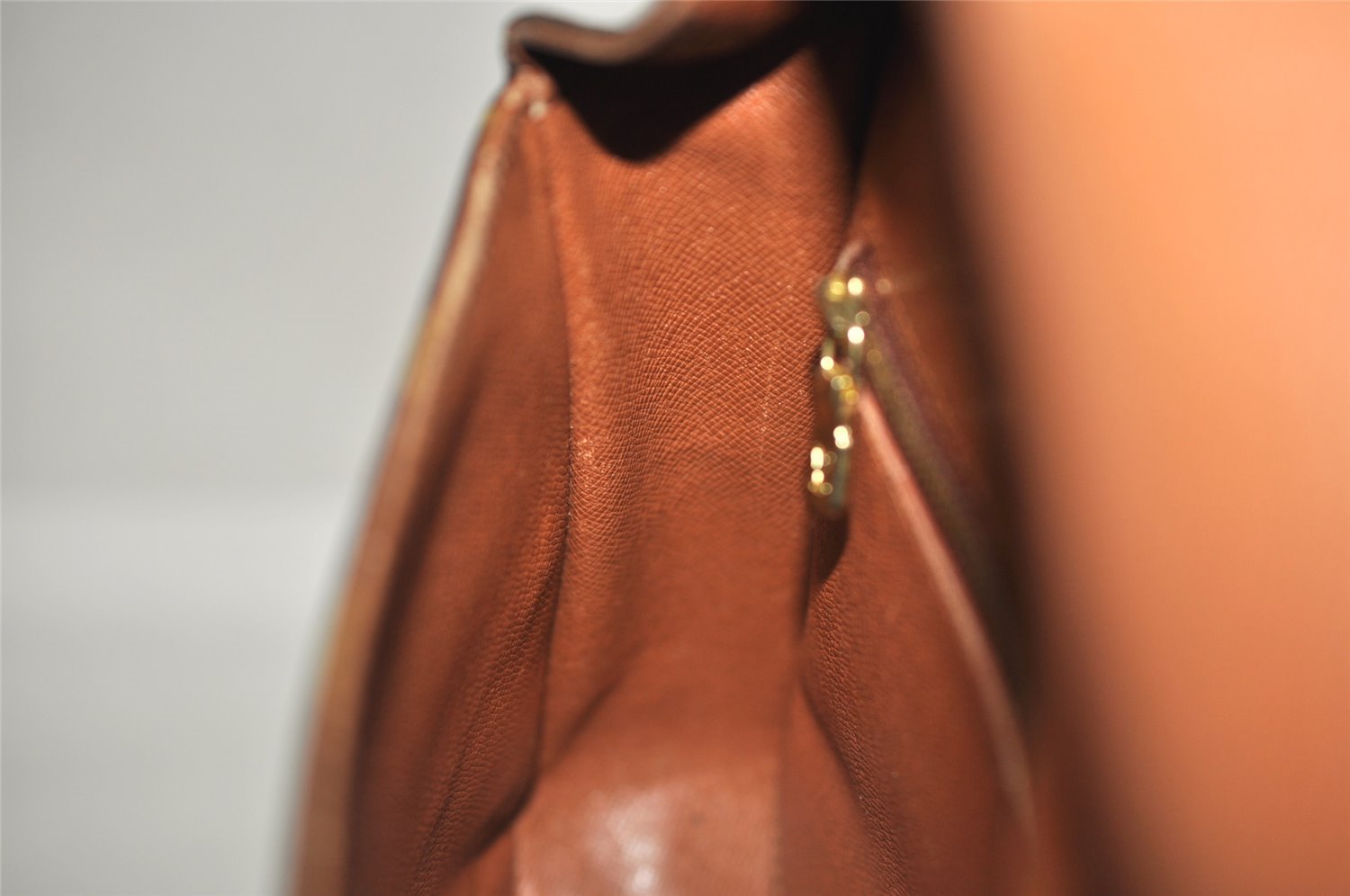 Authentic Louis Vuitton Monogram Saint Cloud GM M51242 Shoulder Bag Junk 8733I