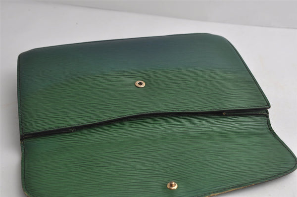 Authentic Louis Vuitton Epi Montaigne 27 Clutch Hand Bag Green M52654 Junk 8735I