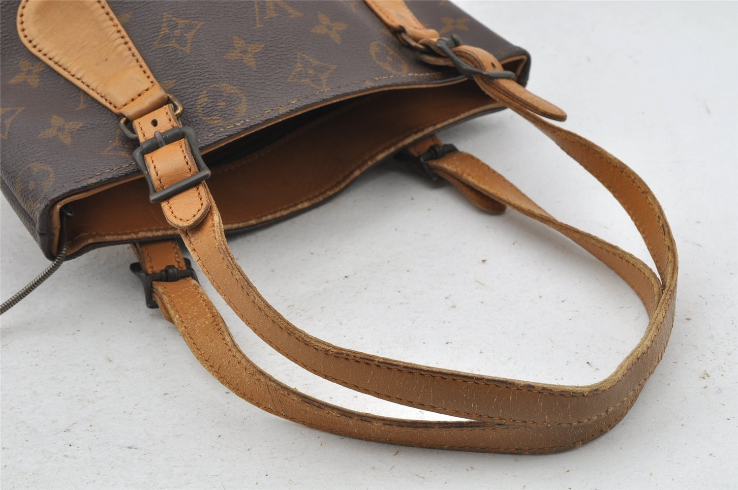 Authentic Louis Vuitton Monogram Bucket PM Shoulder Tote Bag USA Model LV 8737I