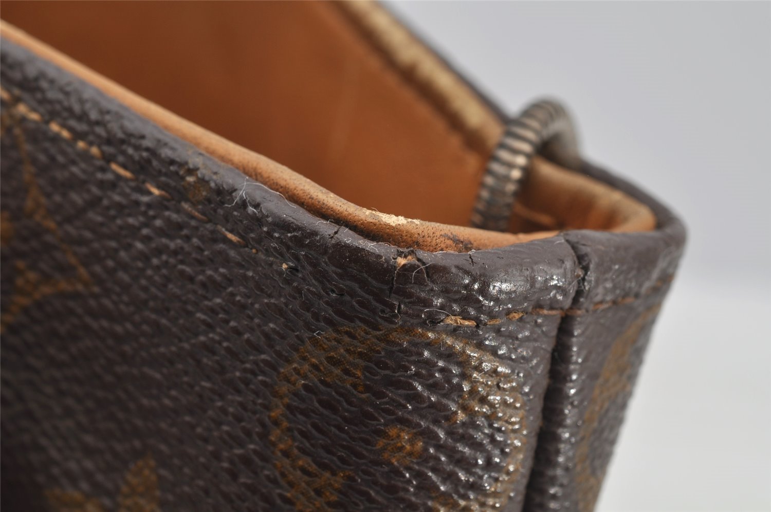 Authentic Louis Vuitton Monogram Bucket PM Shoulder Tote Bag USA Model LV 8737I