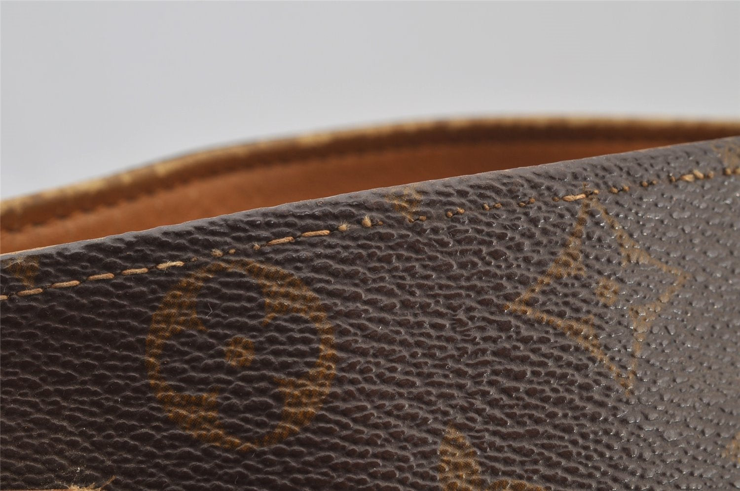 Authentic Louis Vuitton Monogram Bucket PM Shoulder Tote Bag USA Model LV 8737I