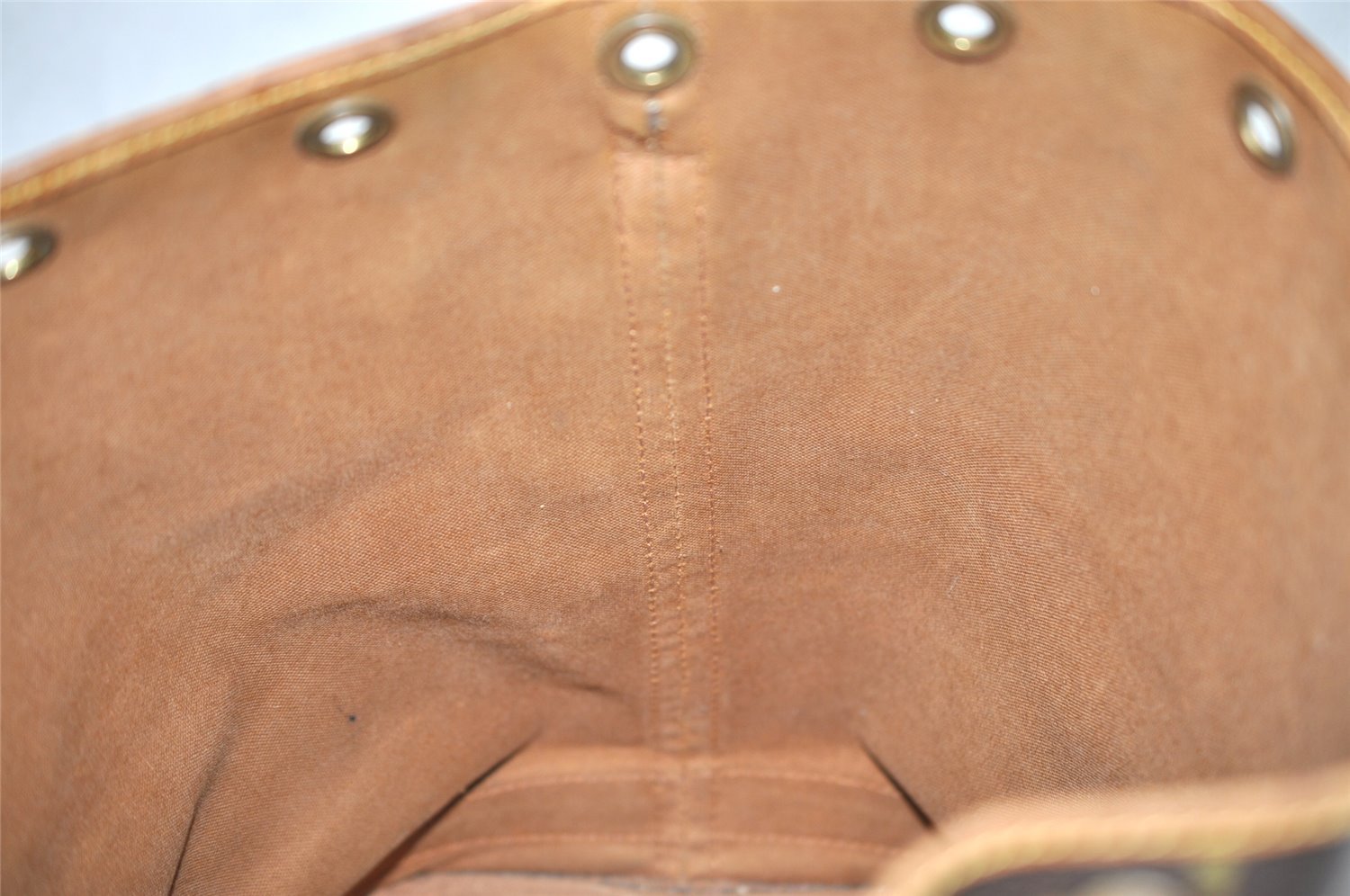 Authentic Louis Vuitton Monogram Noe Shoulder Drawstring Bag M42224 LV 8738I