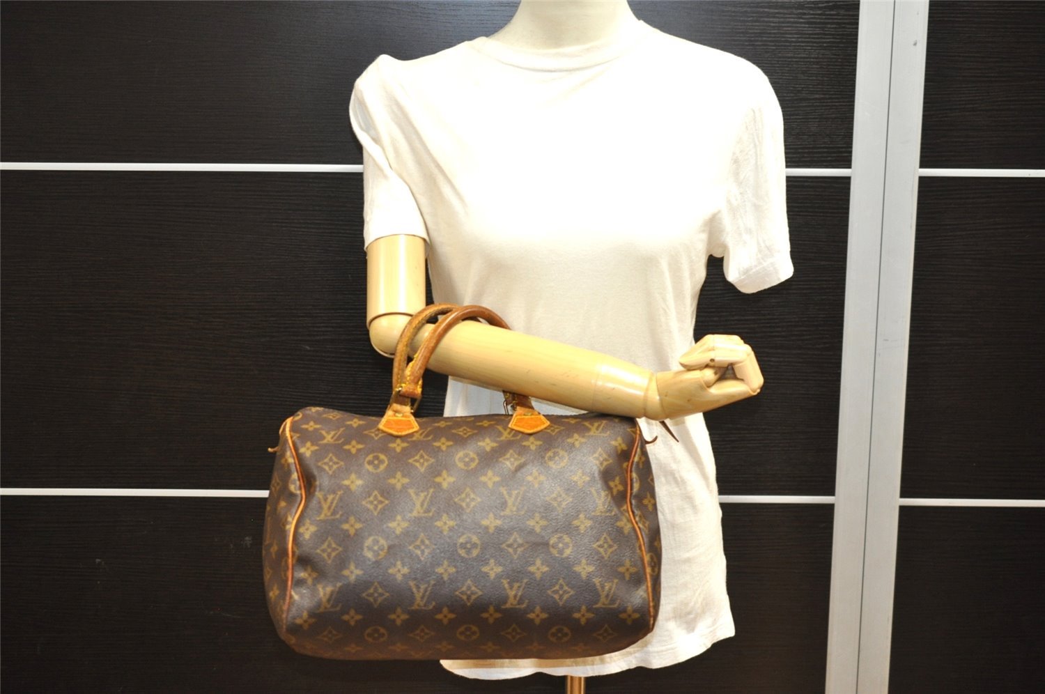 Authentic Louis Vuitton Monogram Speedy 30 Hand Boston Bag M41526 LV 8743I