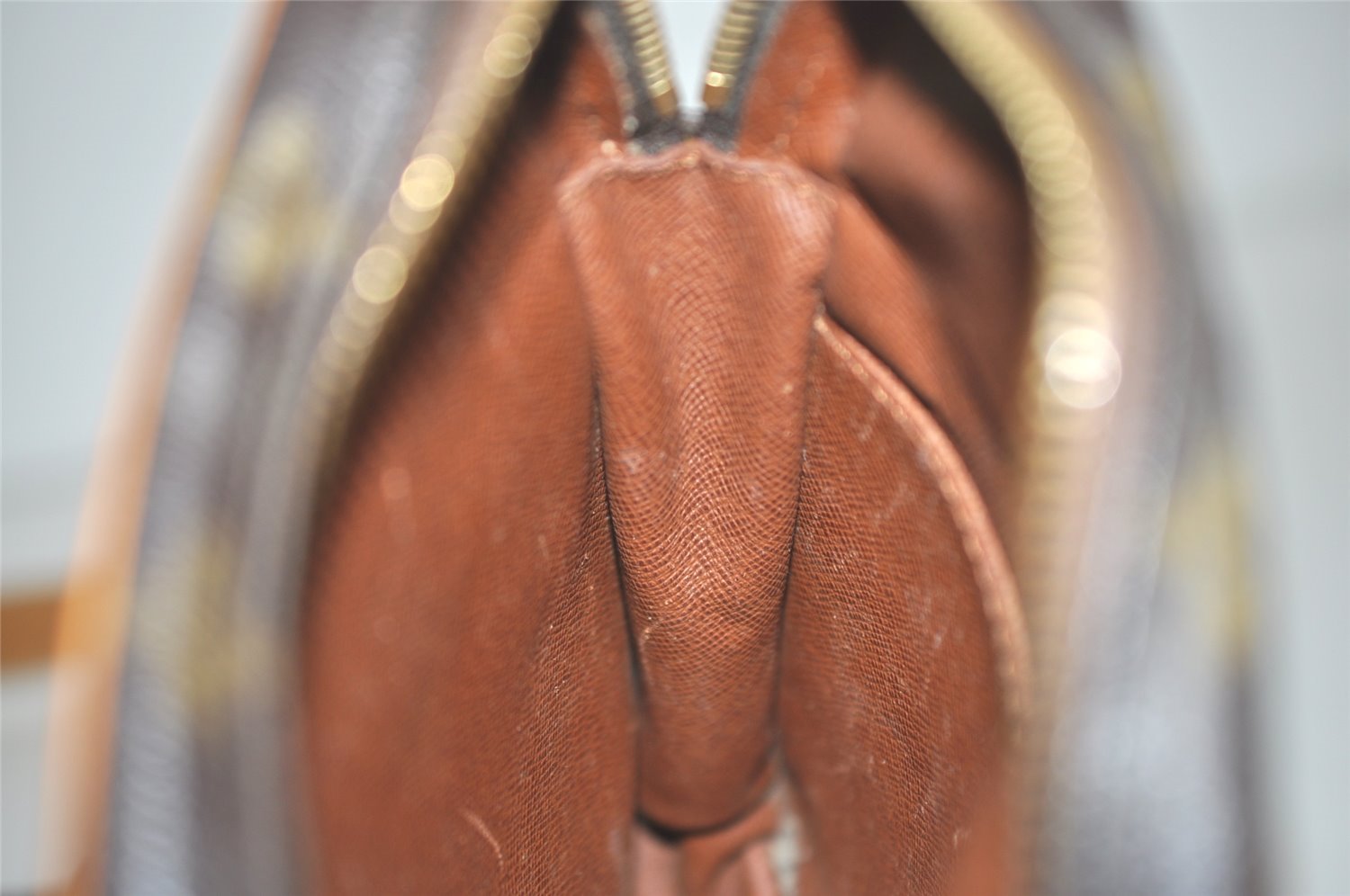 Authentic Louis Vuitton Monogram Danube Shoulder Cross Bag M45266 Junk 8744I