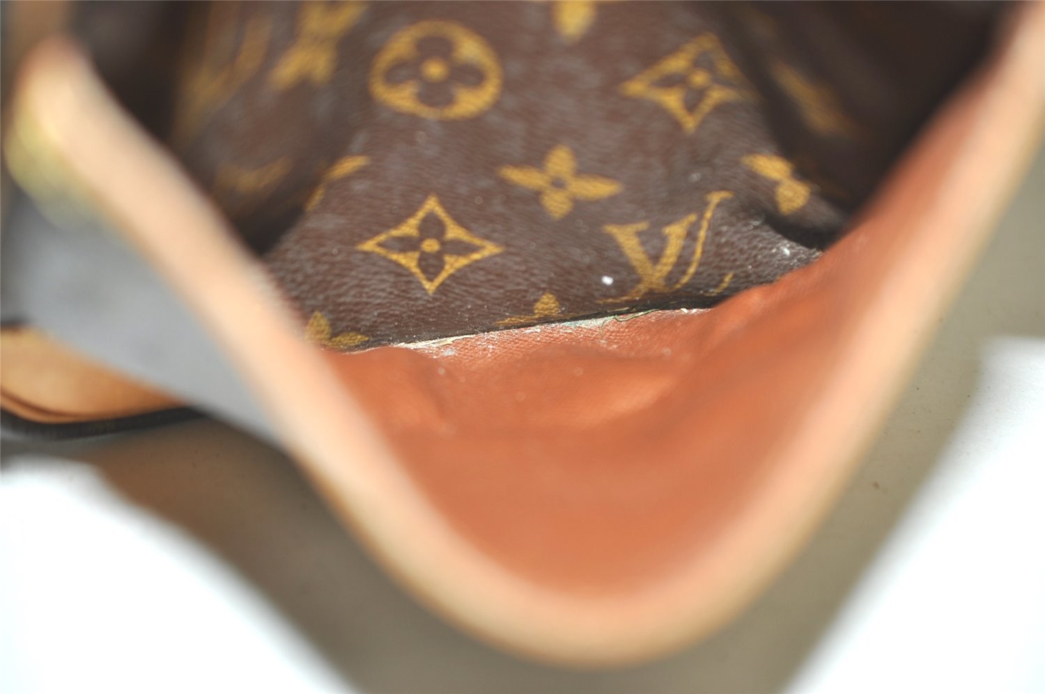 Authentic Louis Vuitton Monogram Danube Shoulder Cross Bag M45266 Junk 8744I