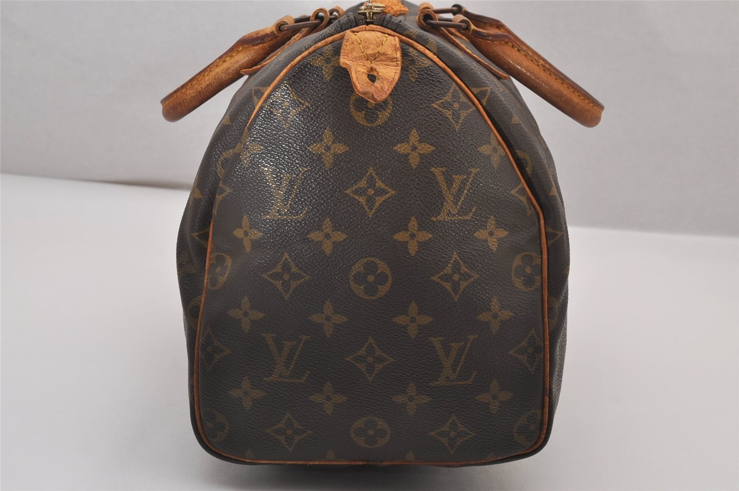 Authentic Louis Vuitton Monogram Speedy 30 Hand Boston Bag M41526 LV 8746I