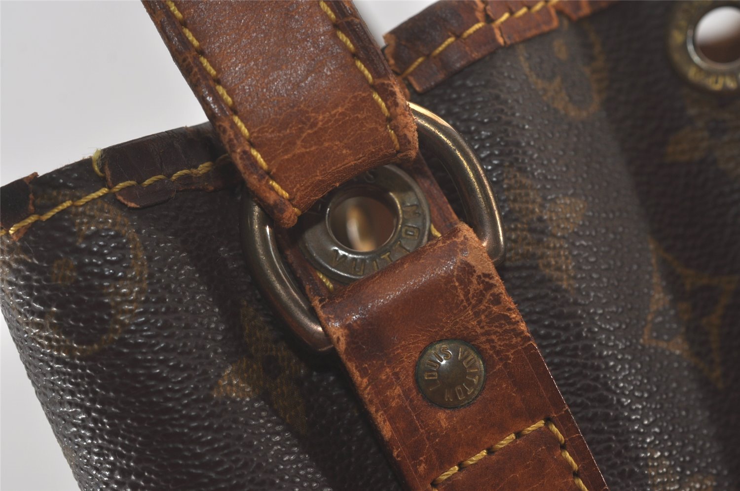 Authentic Louis Vuitton Monogram Noe Shoulder Drawstring Bag M42224 LV 8747I