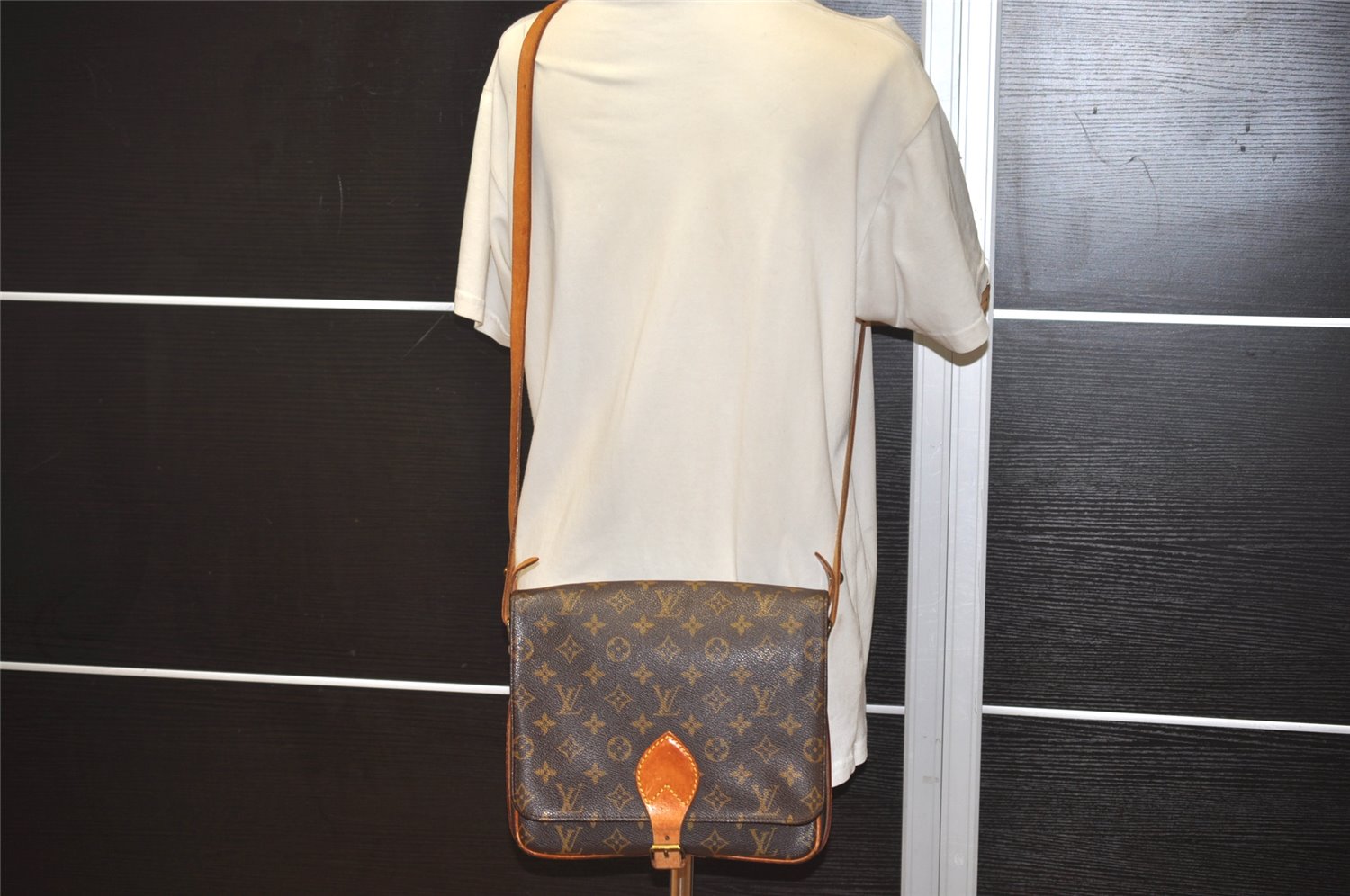 Authentic Louis Vuitton Monogram Cartouchiere GM M51252 Shoulder Cross Bag 8747J