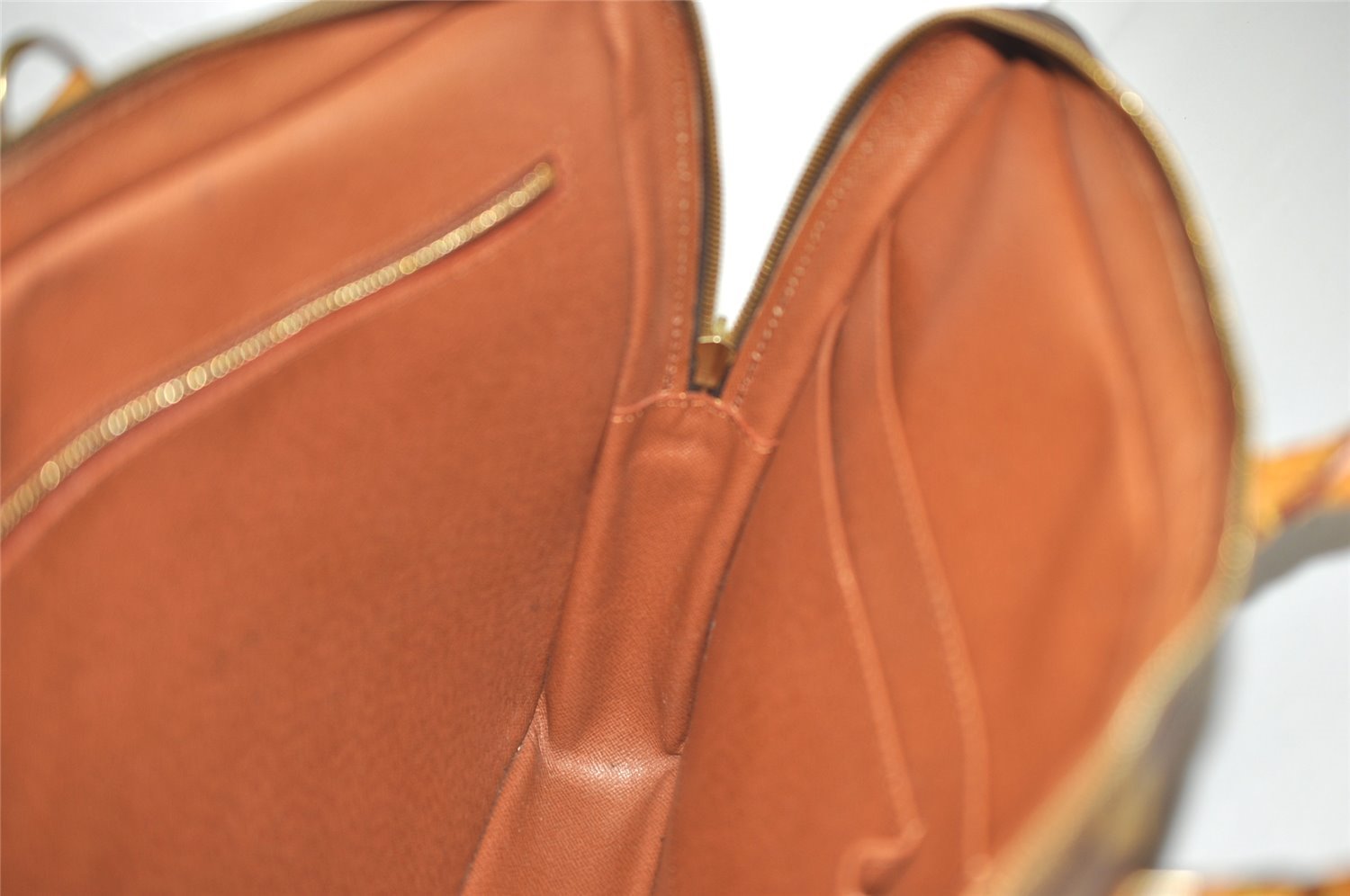 Authentic Louis Vuitton Monogram Porte Documents Voyage M40226 Briefcase 8748J