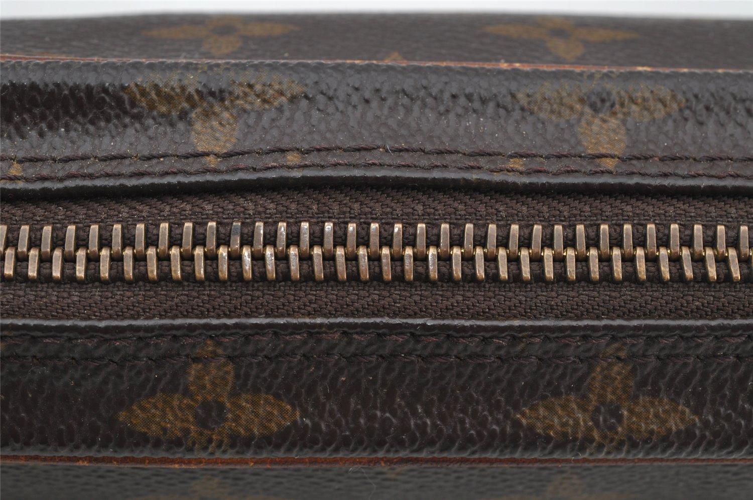 Authentic Louis Vuitton Monogram Marly Dragonne GM M51825 Clutch Hand Bag 8751I