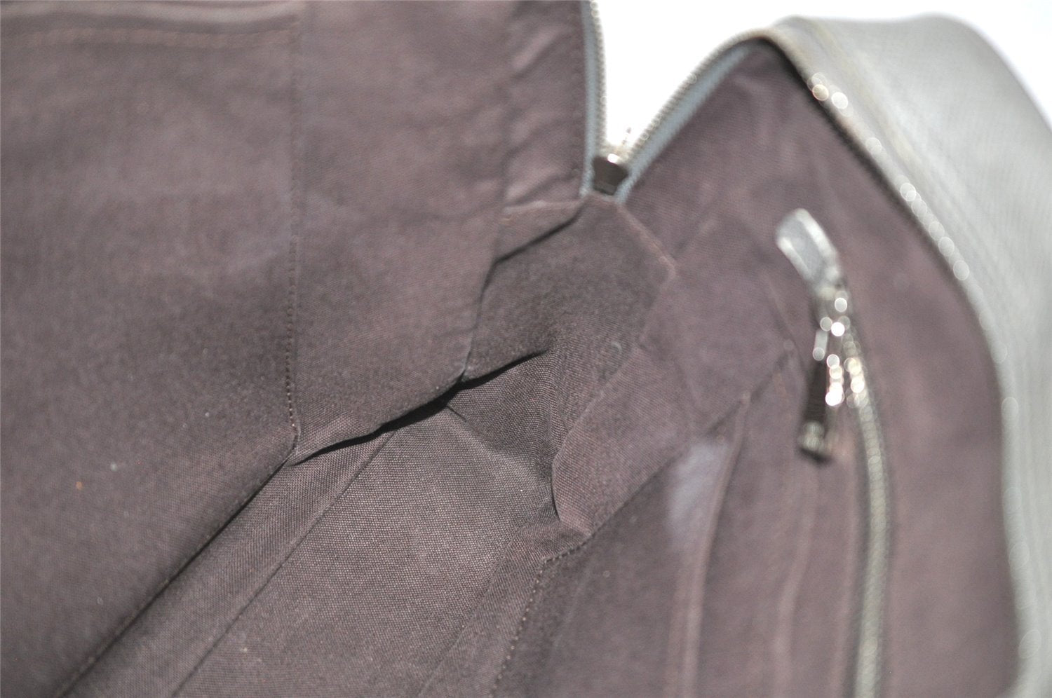 Auth Louis Vuitton Taiga Porte Documents Business Briefcase M32711 Gray 8756I