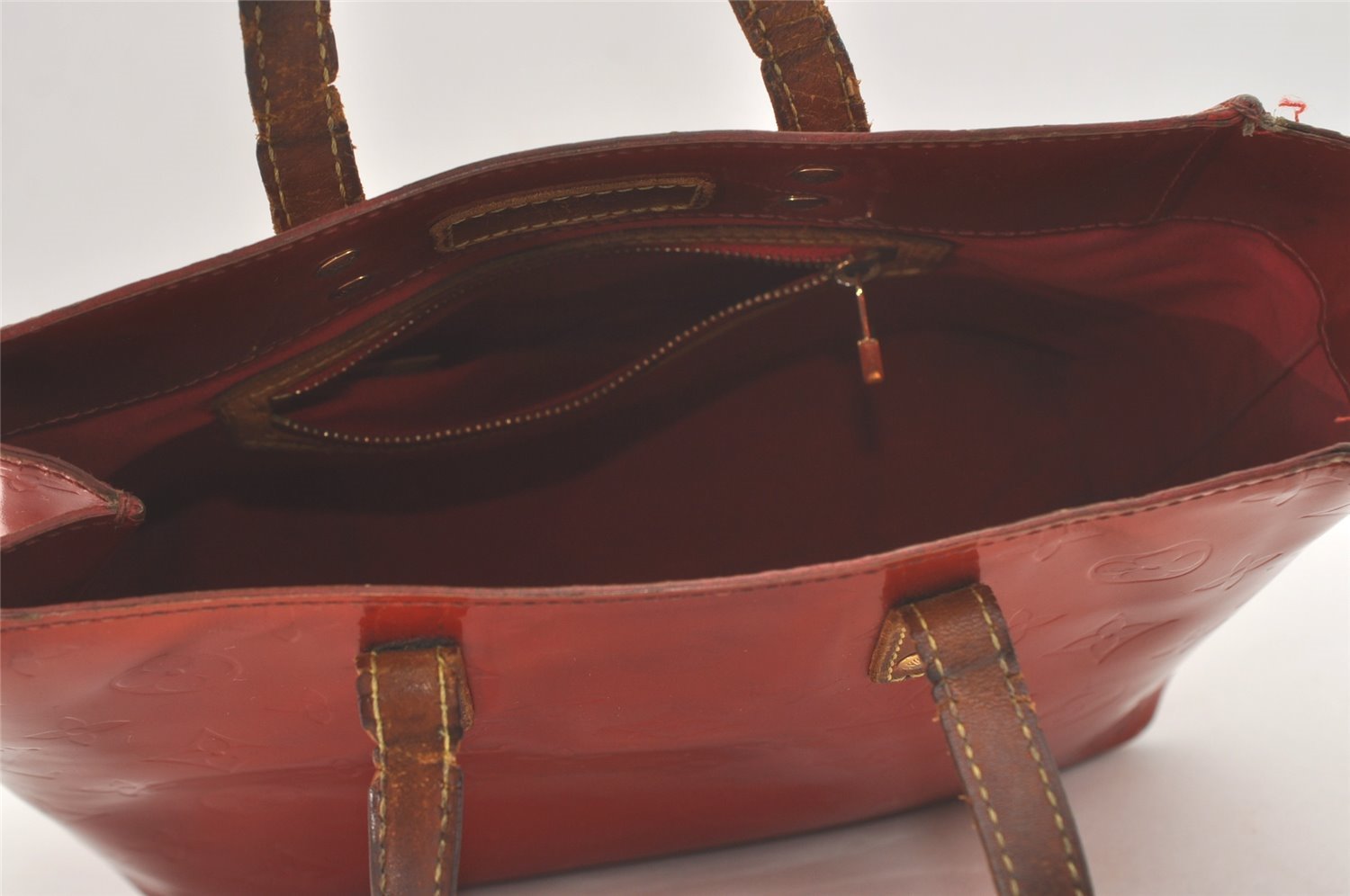 Authentic Louis Vuitton Vernis Reade PM Hand Bag Red M91088 LV Junk 8757I