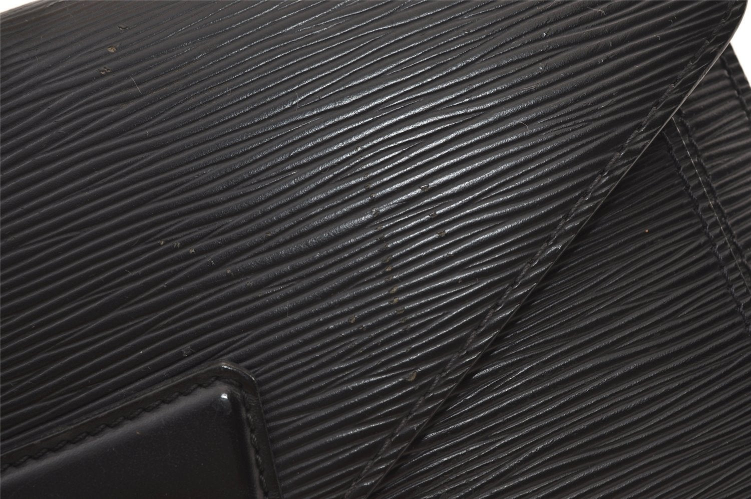 Authentic Louis Vuitton Epi Sellier Dragonne Clutch Bag Black M52612 LV 8759J