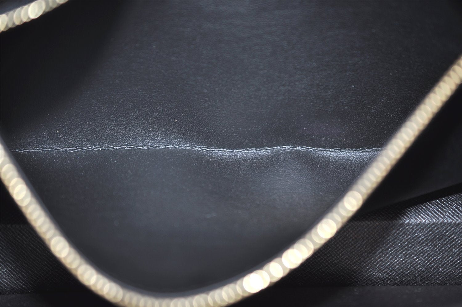 Authentic Louis Vuitton Epi Sellier Dragonne Clutch Bag Black M52612 LV 8759J