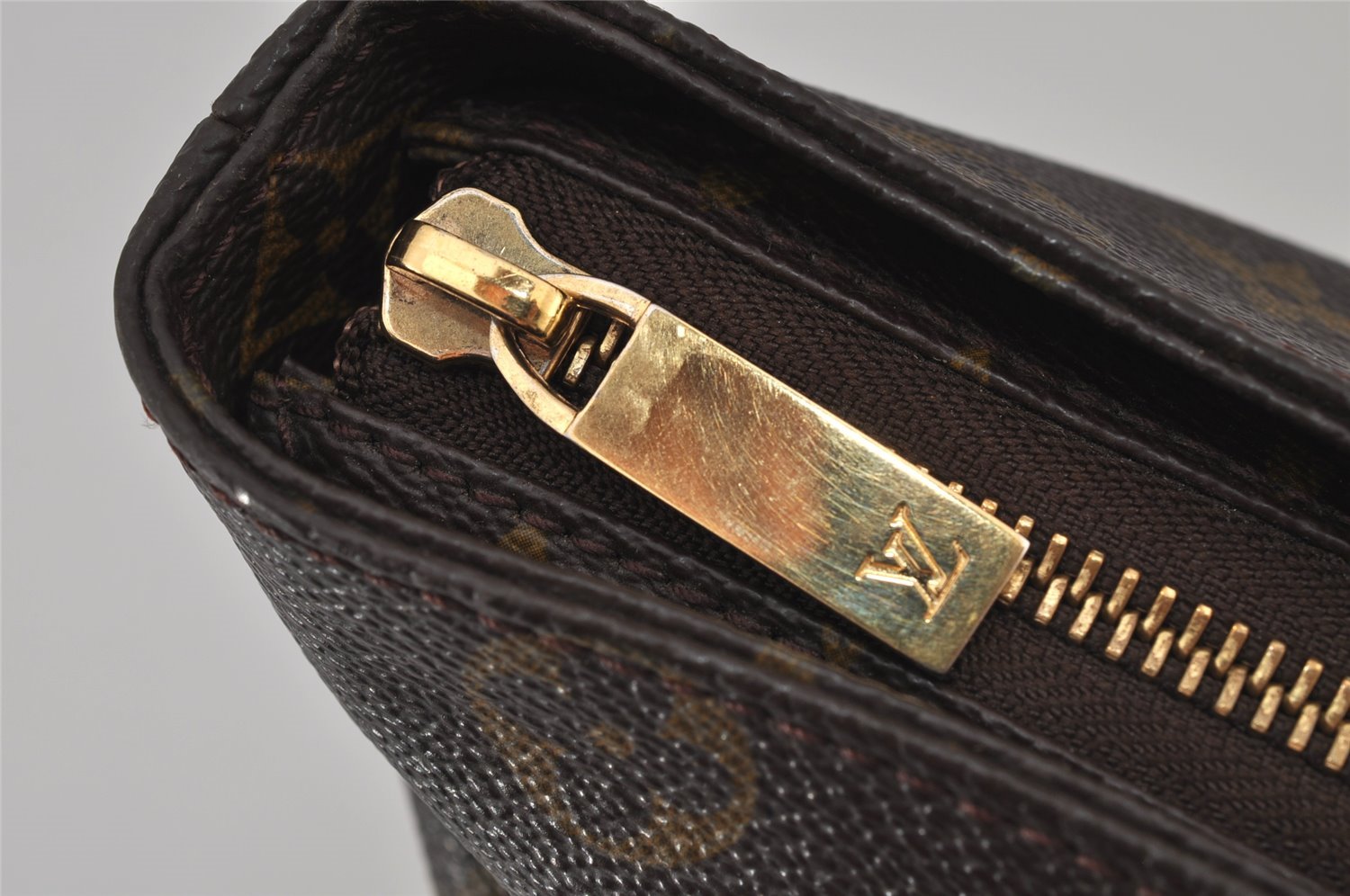 Authentic Louis Vuitton Monogram Cabas Mezzo Shoulder Tote Bag M51151 LV 8760J