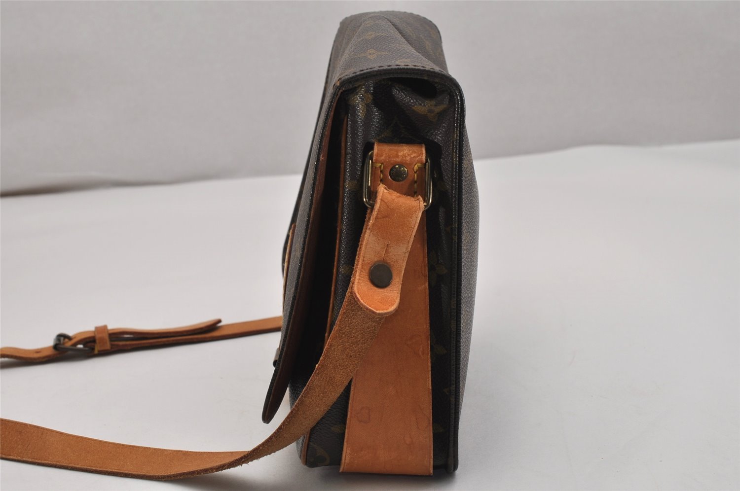Authentic Louis Vuitton Monogram Cartouchiere GM M51252 Shoulder Cross Bag 8762J