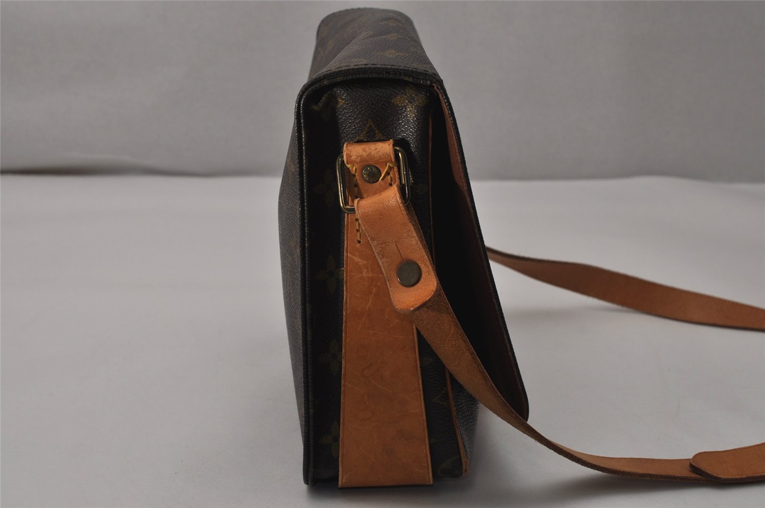 Authentic Louis Vuitton Monogram Cartouchiere GM M51252 Shoulder Cross Bag 8762J
