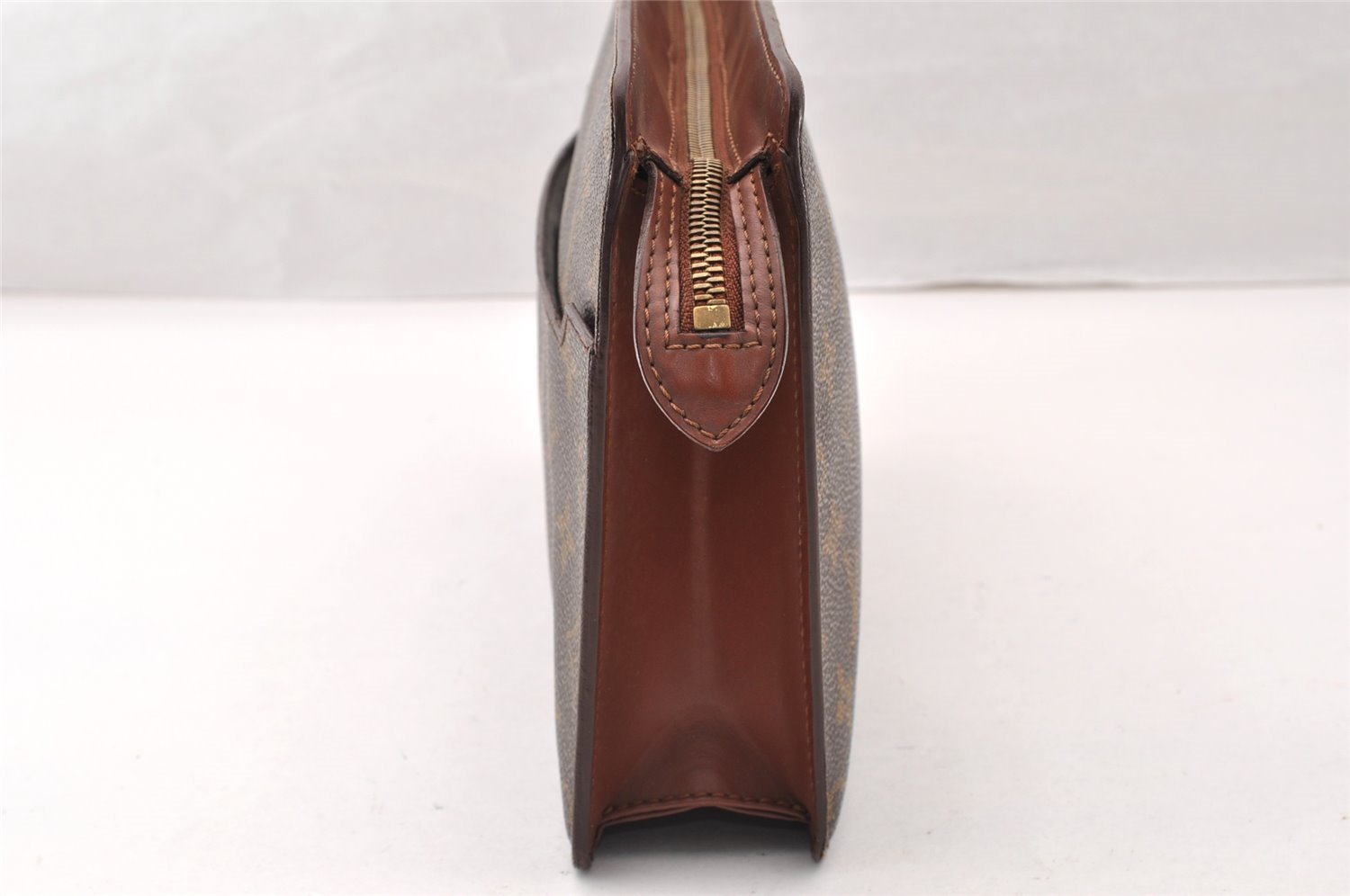 Authentic Louis Vuitton Monogram Pochette Homme Clutch Hand Bag M51795 LV 8763I