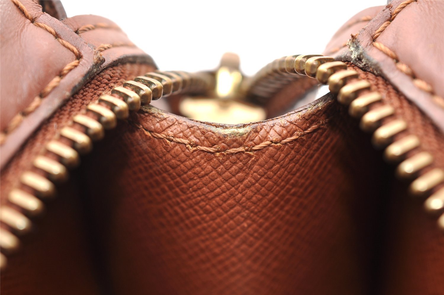 Authentic Louis Vuitton Monogram Pochette Homme Clutch Hand Bag M51795 LV 8763I