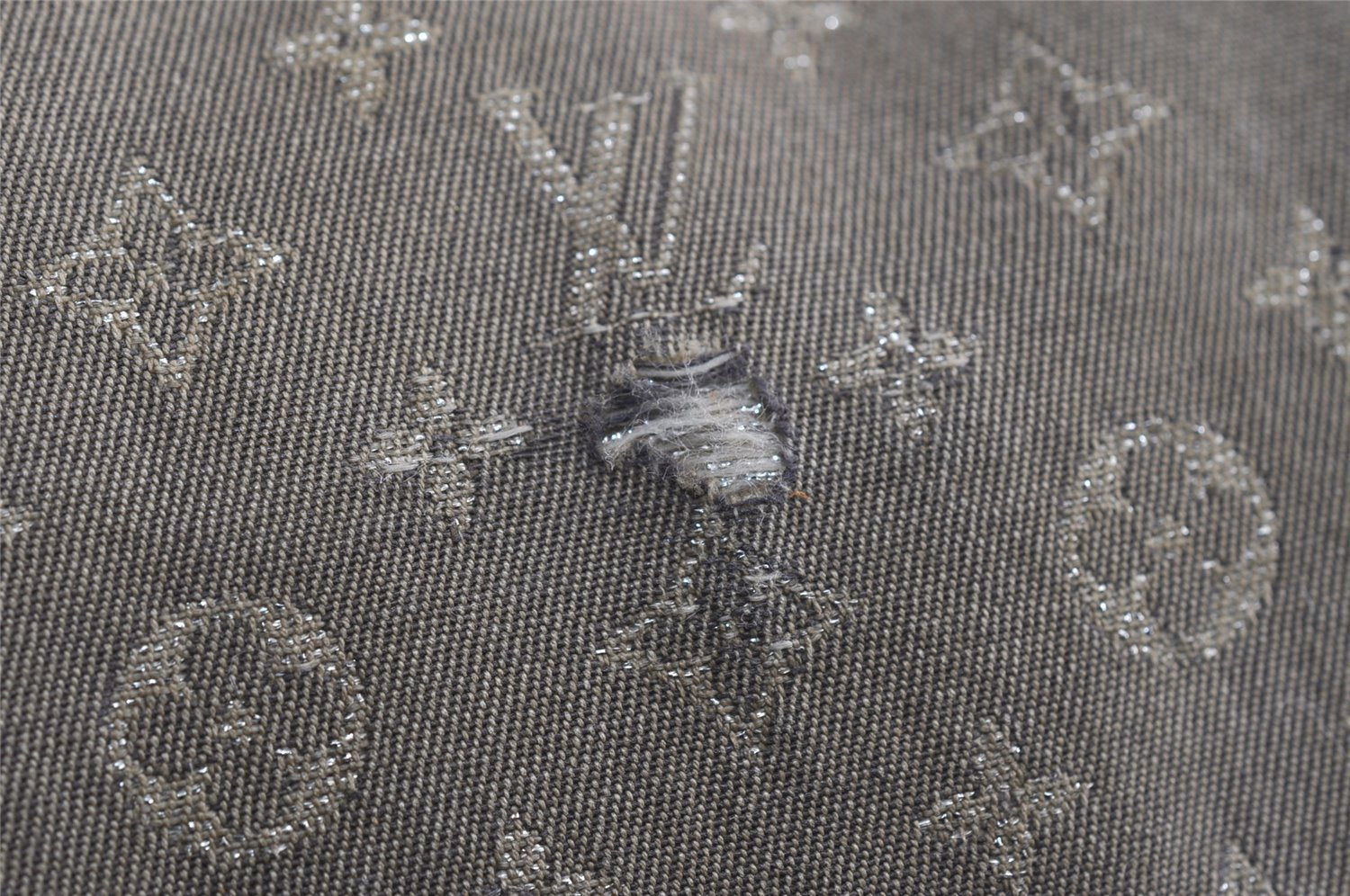 Auth Louis Vuitton Monogram Mini Lin Manon MM Shoulder Bag Gray M95618 LV 8764I