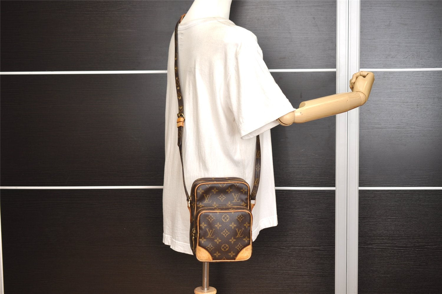 Authentic Louis Vuitton Monogram Amazone Shoulder Cross Body Bag M45236 LV 8764J