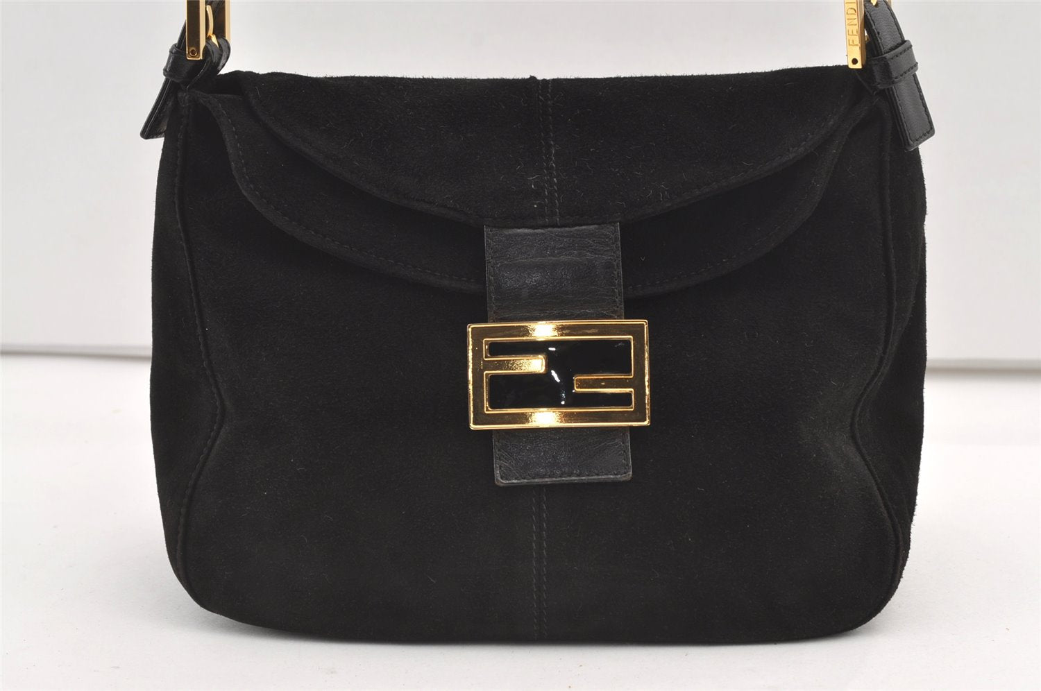 Authentic FENDI Vintage Shoulder Hand Bag Suede Leather Purse Black 8768J