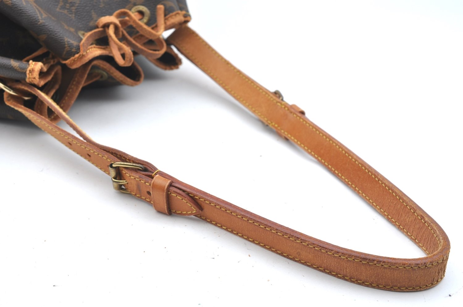 Authentic Louis Vuitton Monogram Noe Shoulder Drawstring Bag M42224 LV 8773I