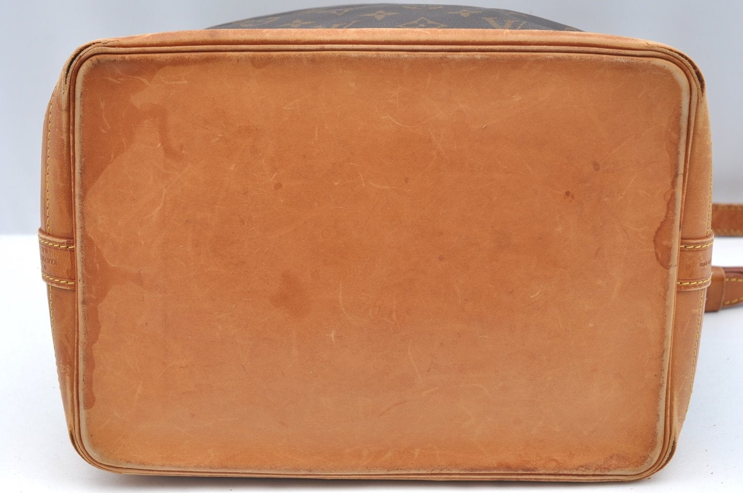 Authentic Louis Vuitton Monogram Noe Shoulder Drawstring Bag M42224 LV 8773I