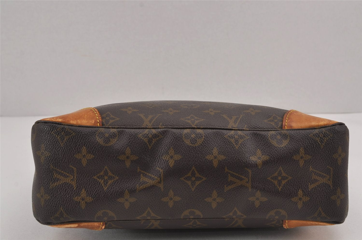 Authentic Louis Vuitton Monogram Boulogne 30 Shoulder Cross Bag M52165 LV 8774J
