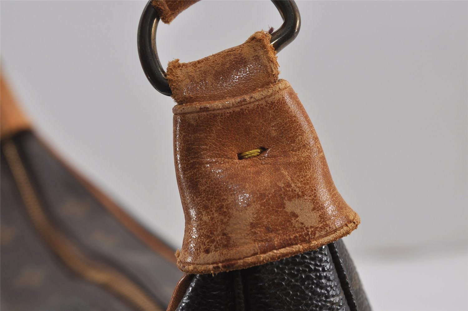 Authentic Louis Vuitton Monogram Boulogne 30 Shoulder Cross Bag M52165 LV 8774J