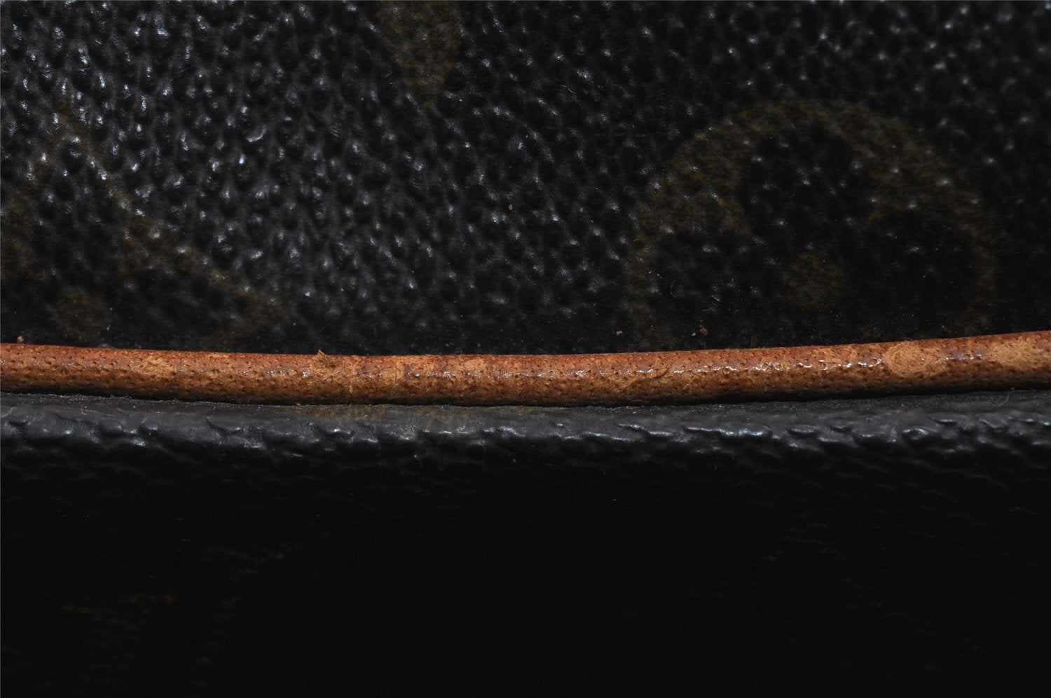 Authentic Louis Vuitton Monogram Boulogne 30 Shoulder Cross Bag M52165 LV 8774J