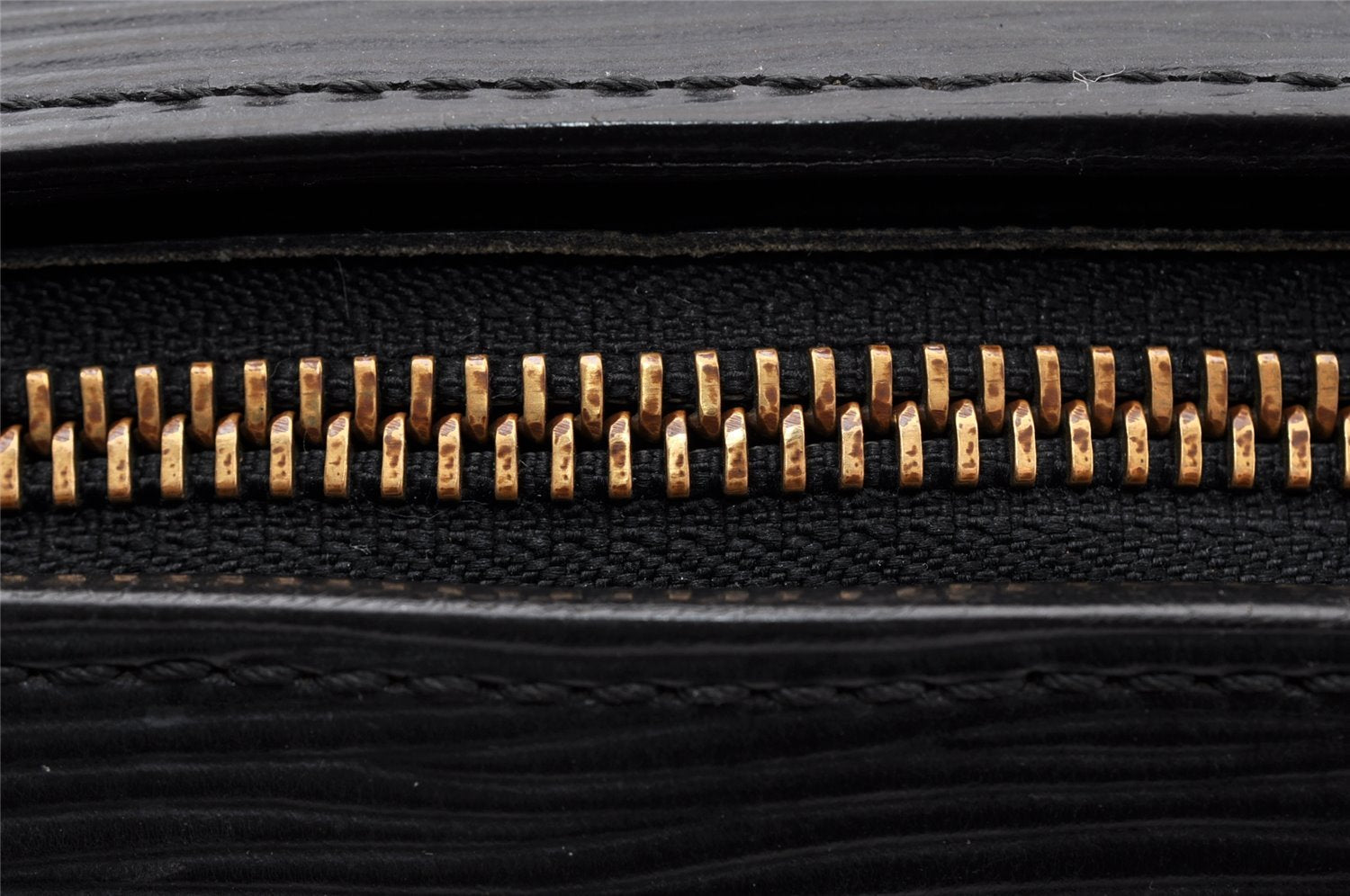 Authentic Louis Vuitton Epi Soufflot Black Hand Bag M52222 LV Junk 8775I