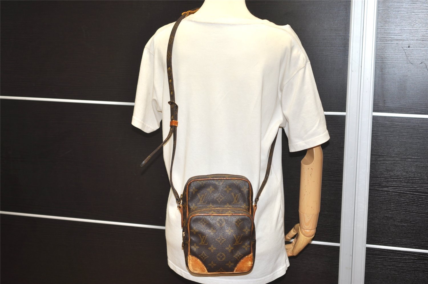 Authentic Louis Vuitton Monogram Amazone Shoulder Cross Body Bag M45236 LV 8776I