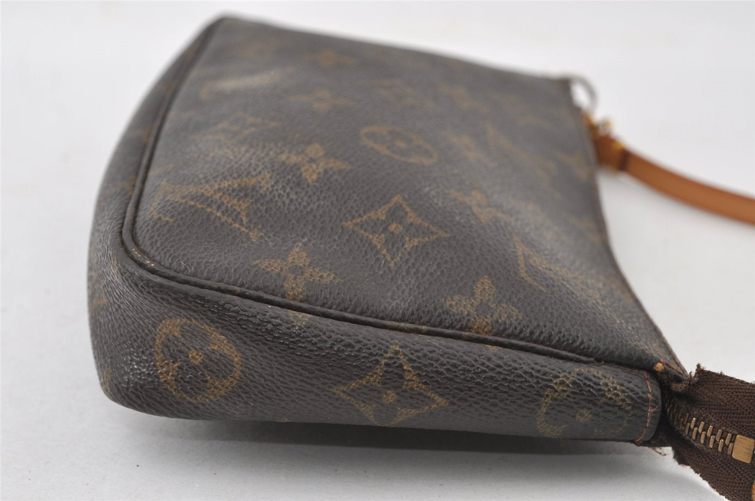 Authentic Louis Vuitton Monogram Pochette Accessoires Pouch M51980 LV 8777I