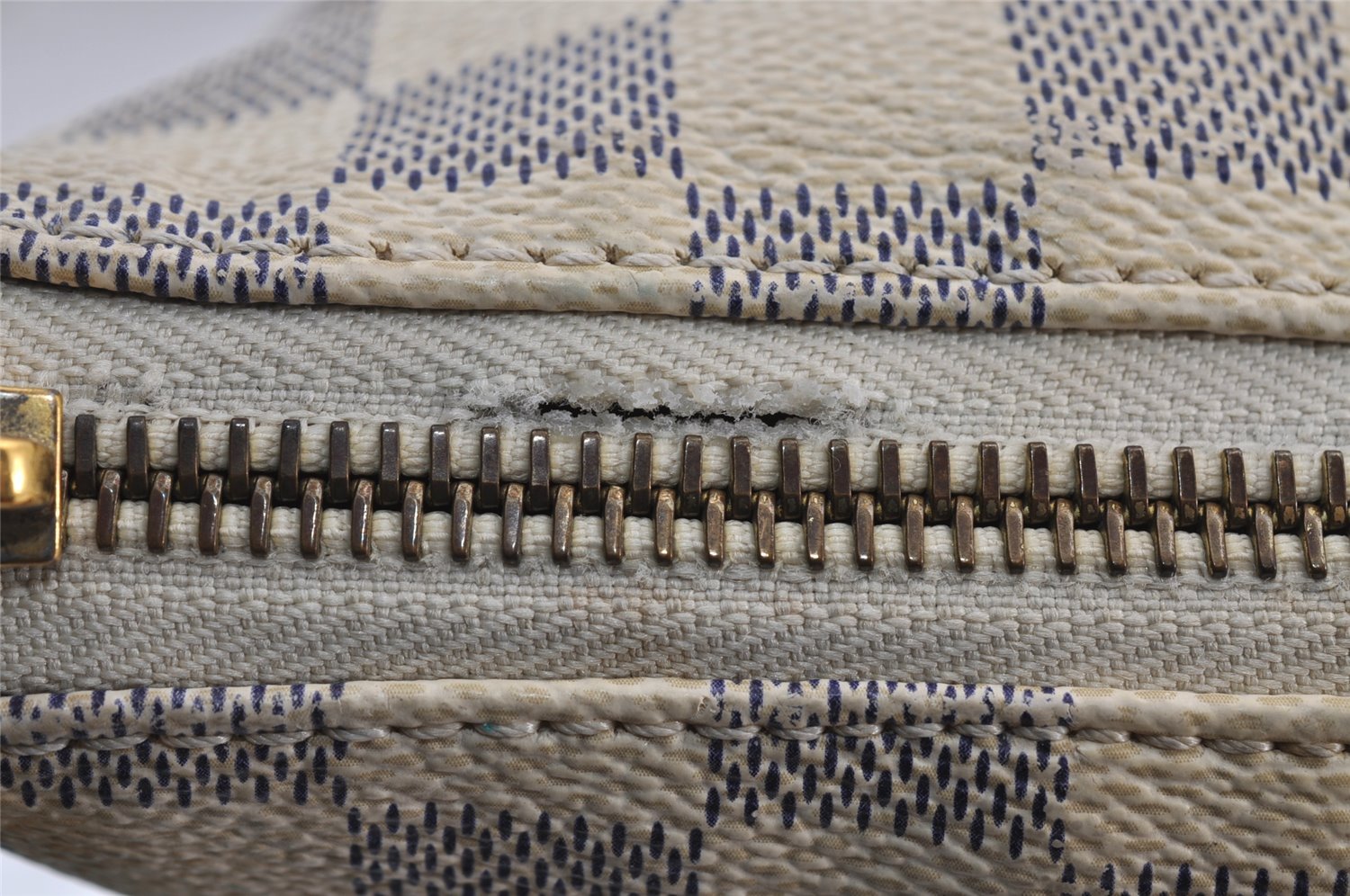 Authentic Louis Vuitton Damier Azur Totally MM Tote Bag N51262 LV 8777J