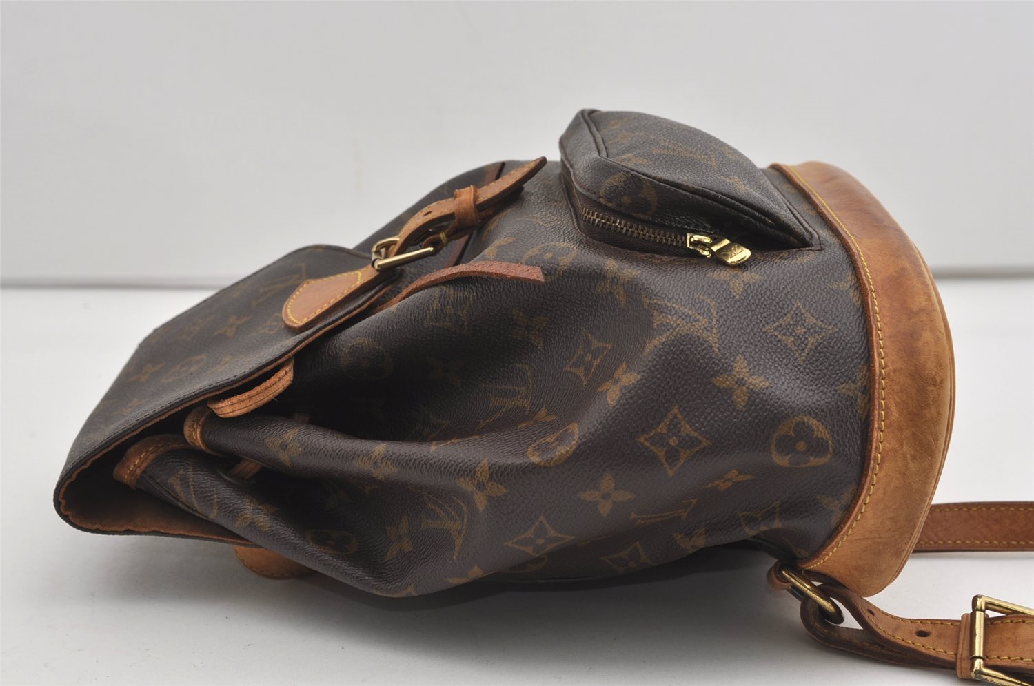 Authentic Louis Vuitton Monogram Montsouris MM Backpack M51136 LV 8778I