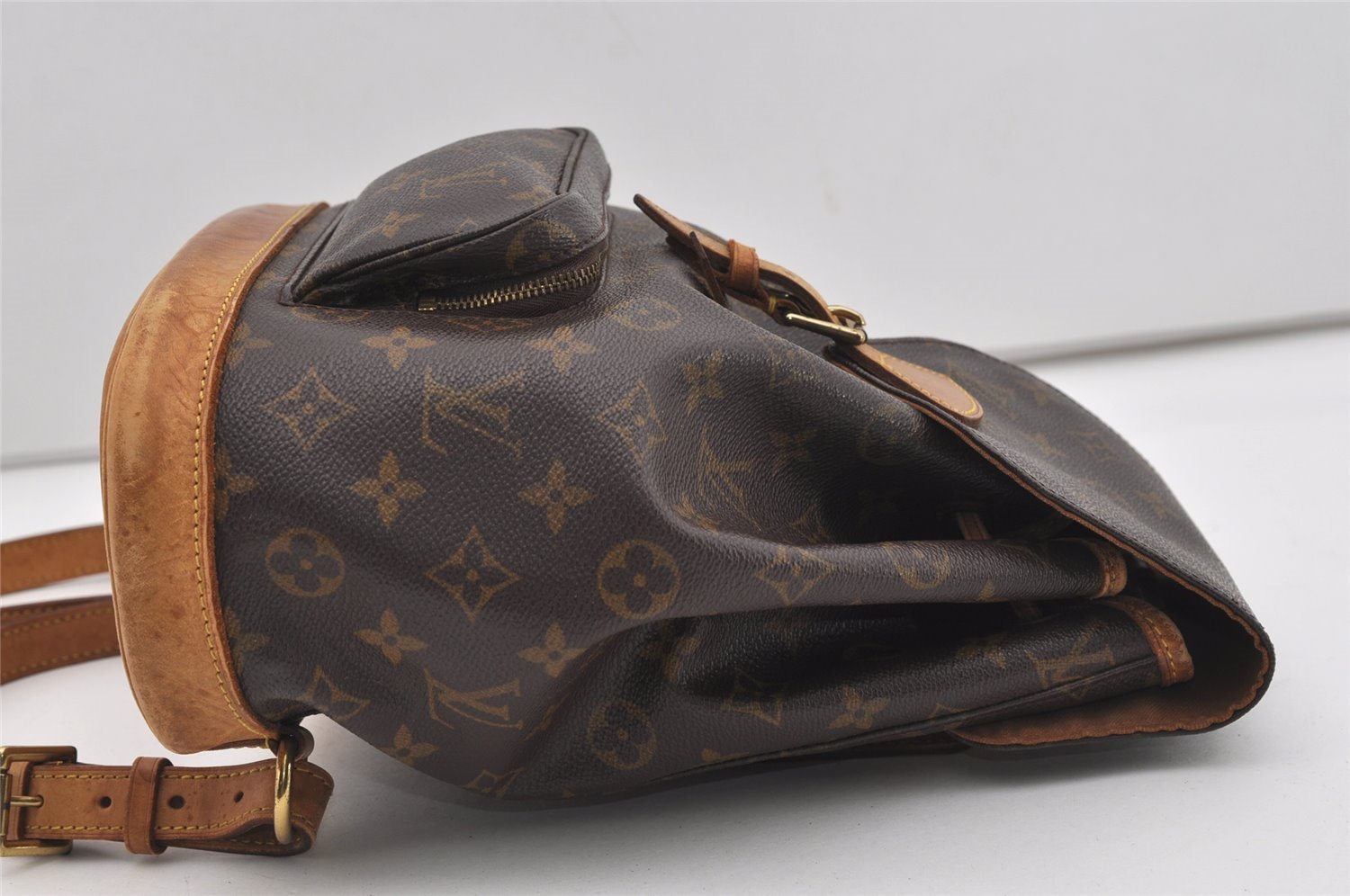 Authentic Louis Vuitton Monogram Montsouris MM Backpack M51136 LV 8778I