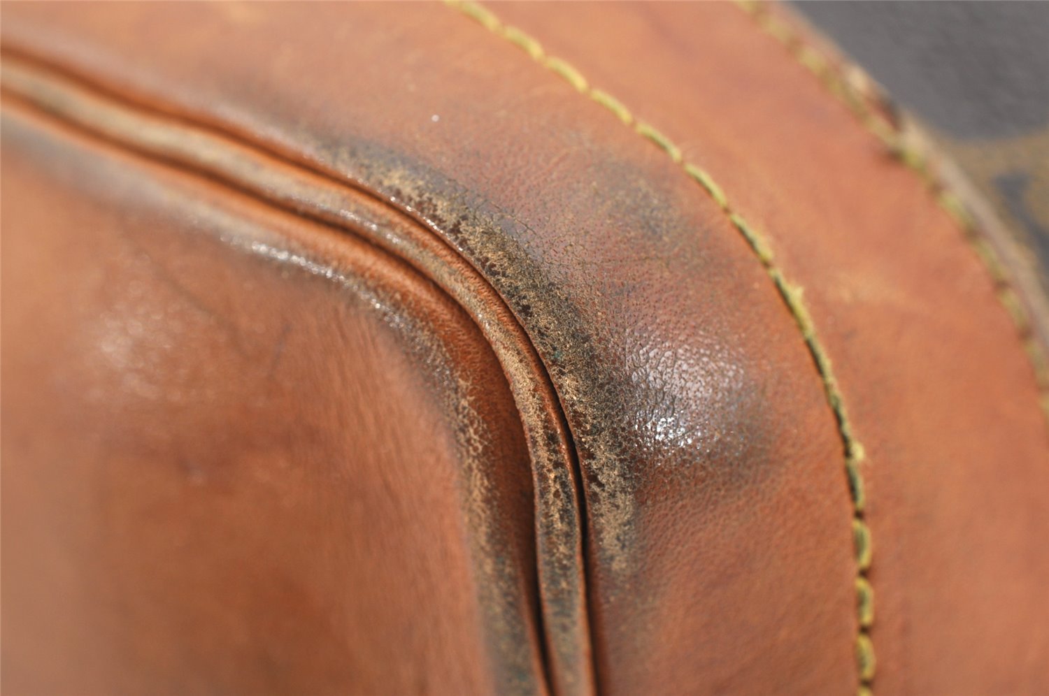 Authentic Louis Vuitton Monogram Noe Shoulder Drawstring Bag M42224 LV 8781I