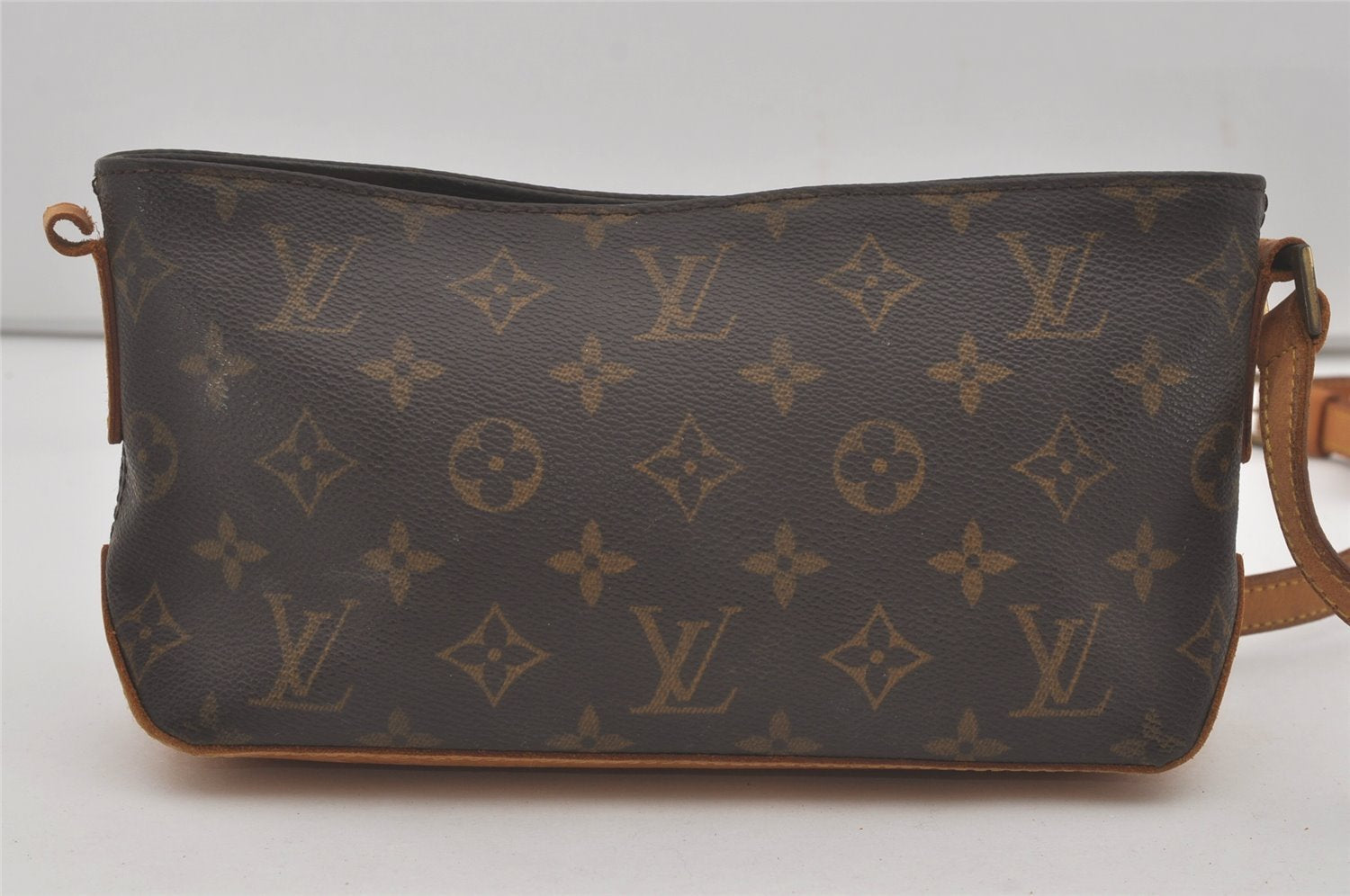 Authentic Louis Vuitton Monogram Trotteur Shoulder Cross Bag M51240 Junk 8783I