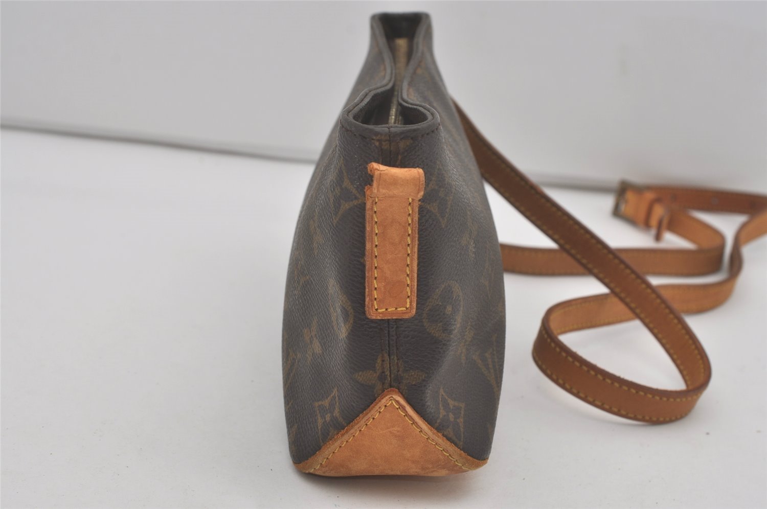 Authentic Louis Vuitton Monogram Trotteur Shoulder Cross Bag M51240 Junk 8783I