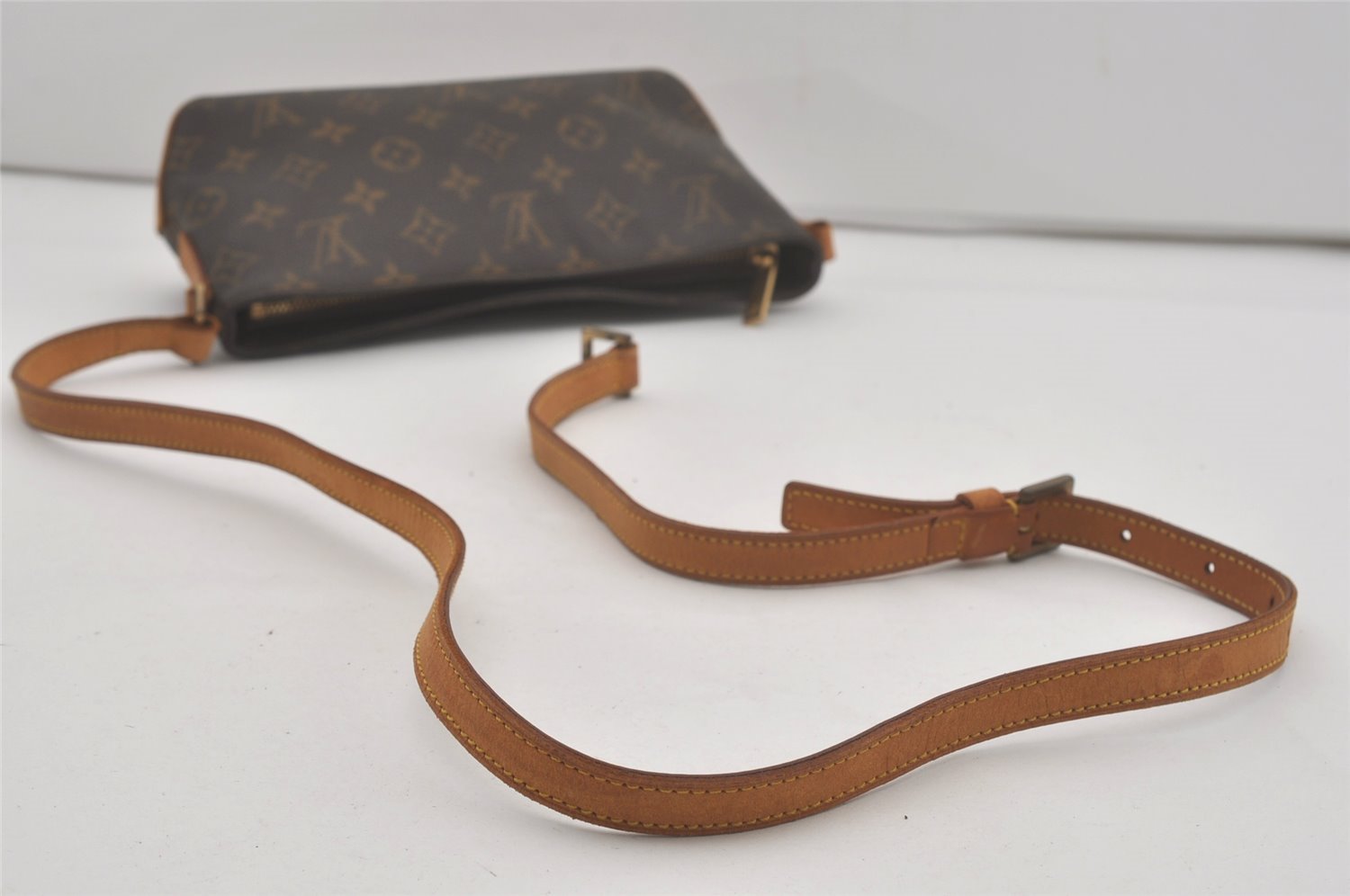 Authentic Louis Vuitton Monogram Trotteur Shoulder Cross Bag M51240 Junk 8783I