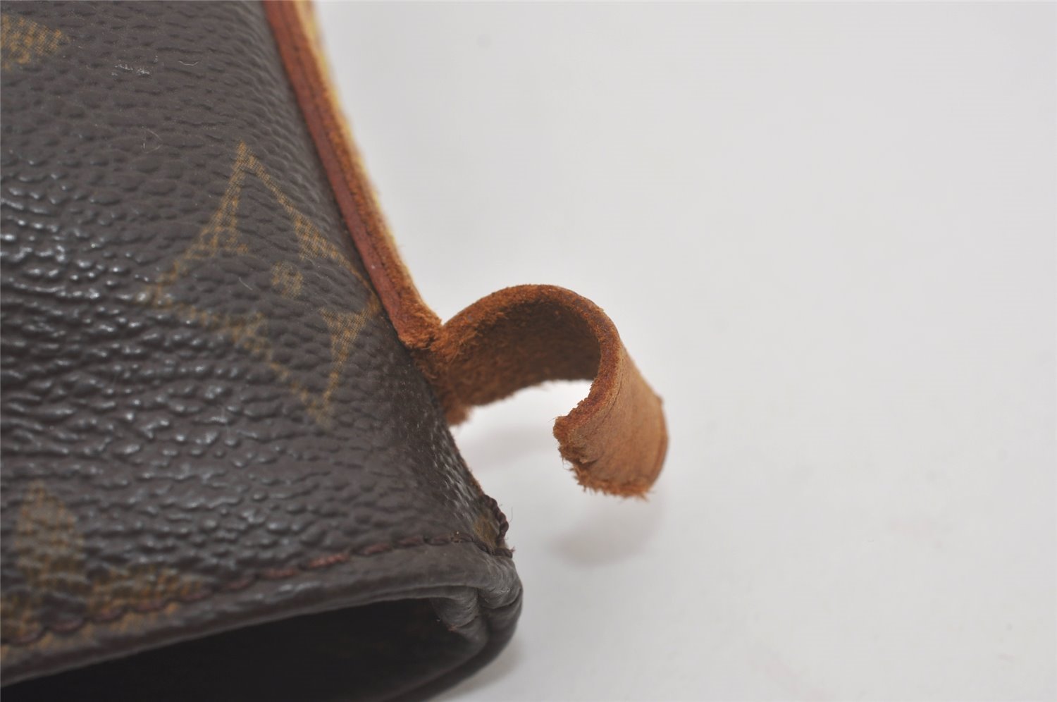 Authentic Louis Vuitton Monogram Trotteur Shoulder Cross Bag M51240 Junk 8783I