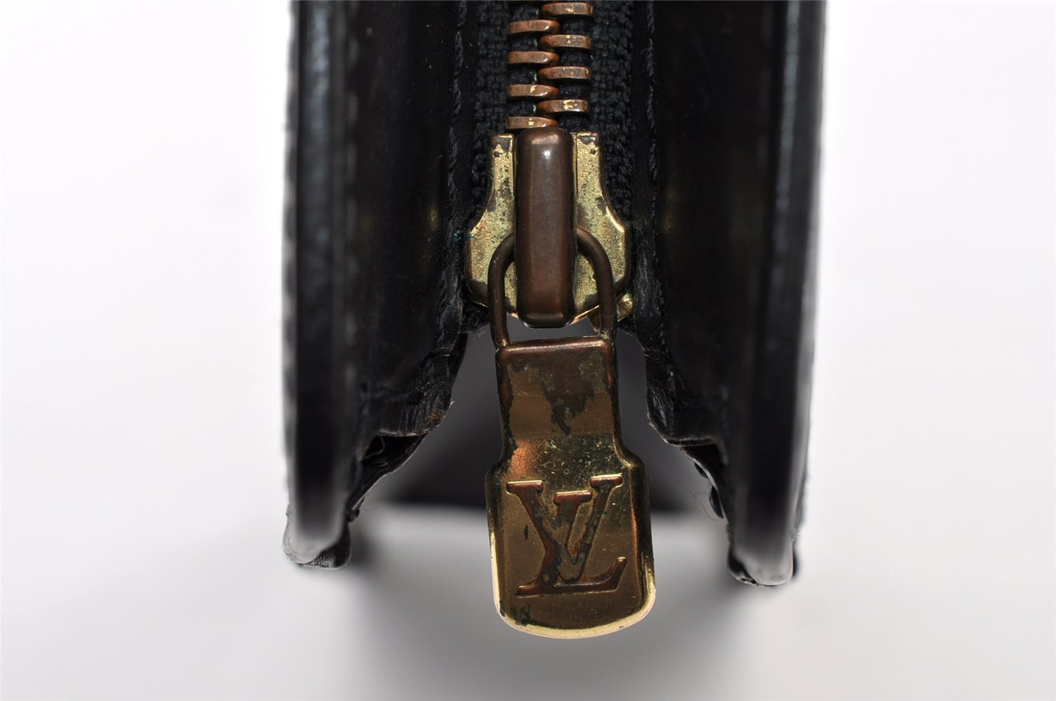 Authentic Louis Vuitton Epi Pochette Homme Clutch Hand Bag Black M52522 LV 8784I