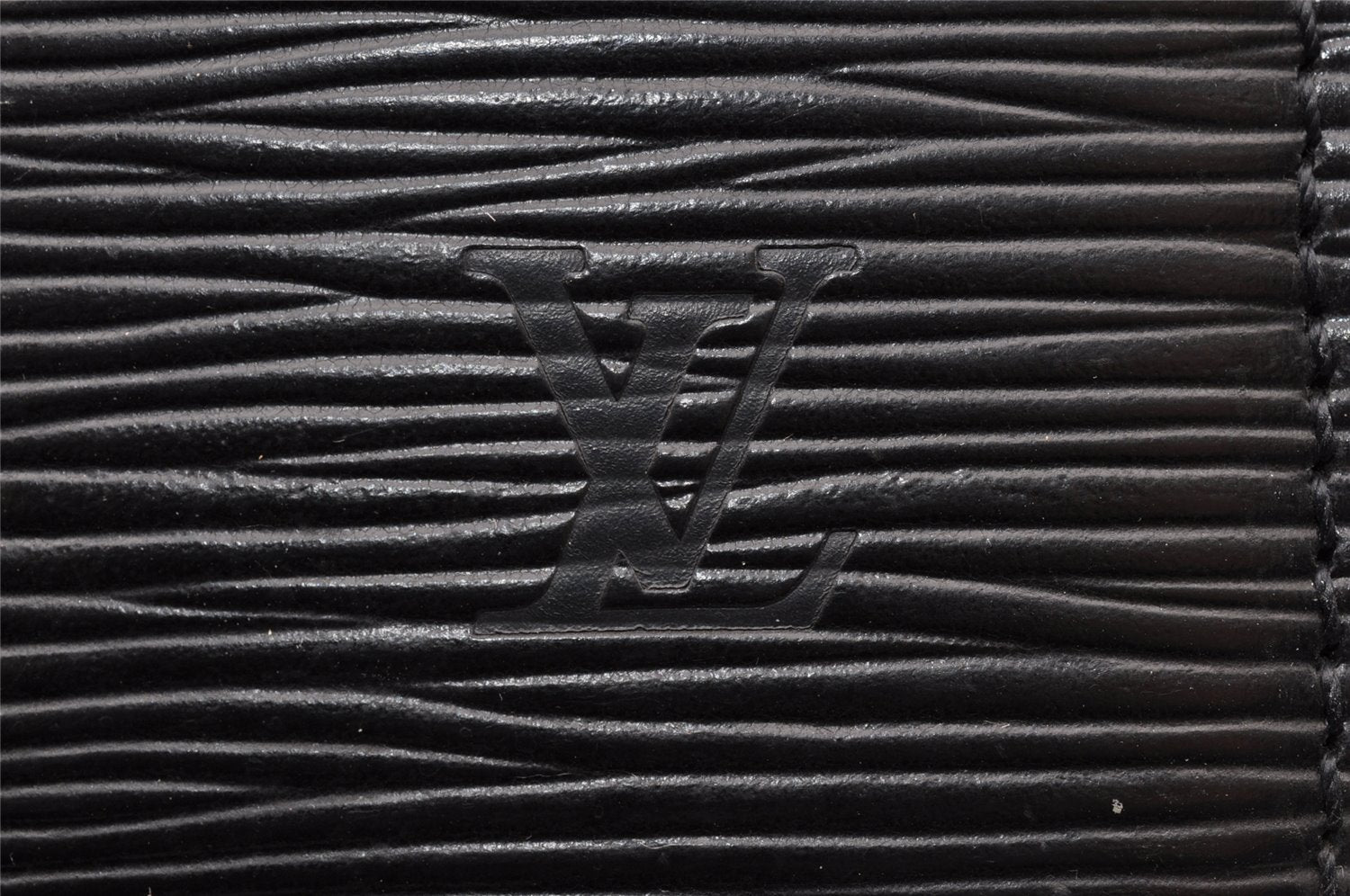 Authentic Louis Vuitton Epi Pochette Homme Clutch Hand Bag Black M52522 LV 8784I