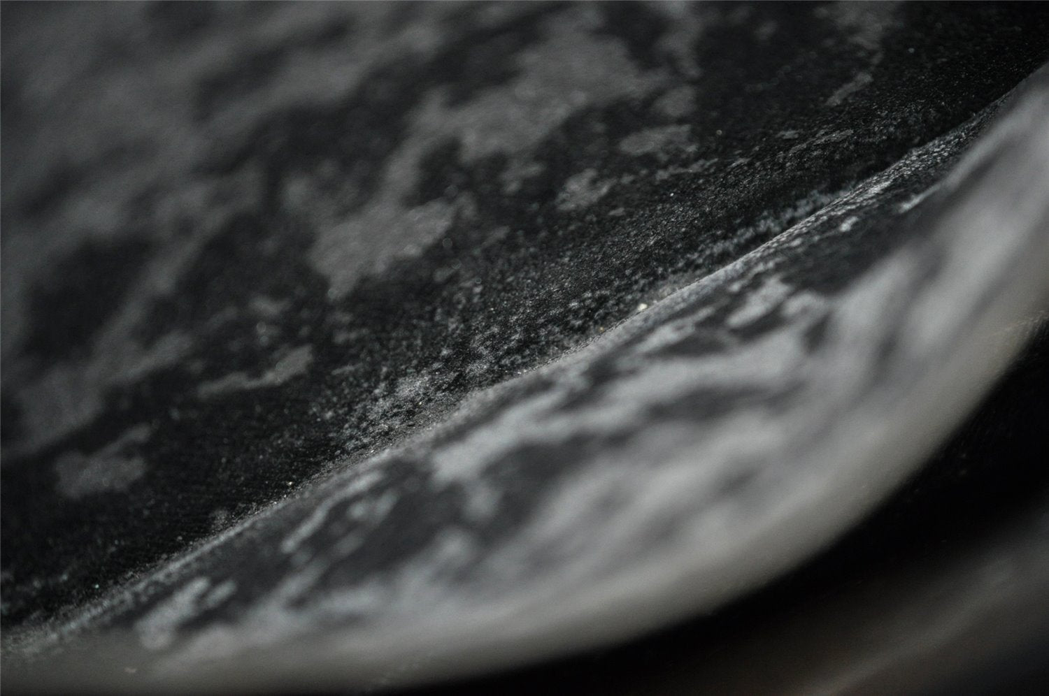 Authentic Louis Vuitton Epi Pochette Homme Clutch Hand Bag Black M52522 LV 8784I