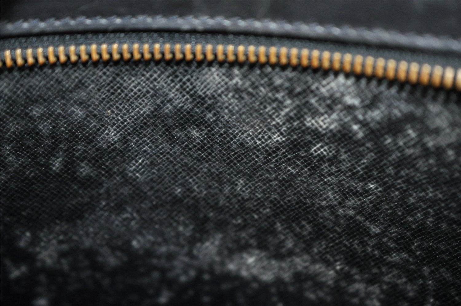 Authentic Louis Vuitton Epi Pochette Homme Clutch Hand Bag Black M52522 LV 8784I