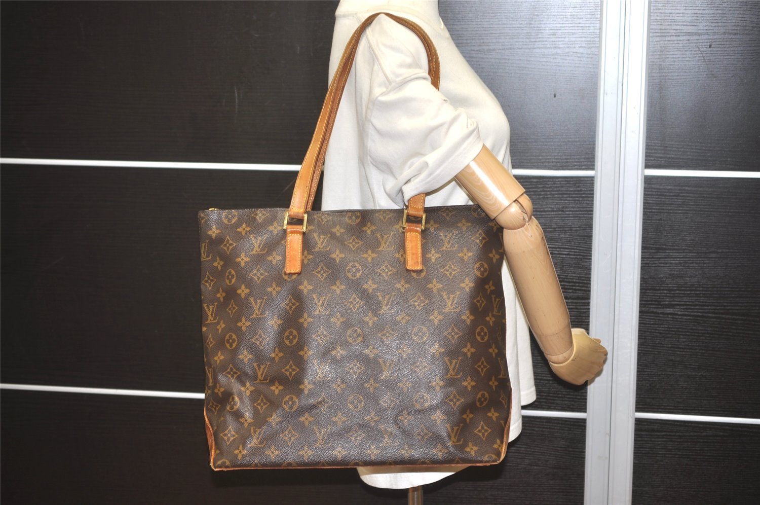 Authentic Louis Vuitton Monogram Cabas Mezzo Shoulder Tote Bag M51151 LV 8785I