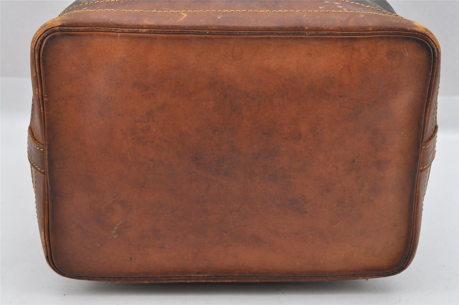 Authentic Louis Vuitton Monogram Noe Shoulder Drawstring Bag M42224 LV 8787I