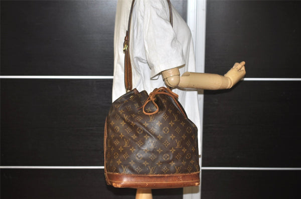 Authentic Louis Vuitton Monogram Noe Shoulder Drawstring Bag M42224 LV 8787I